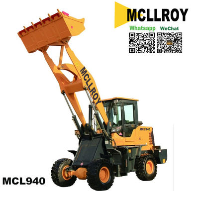 3500mm Max. Dump Clearance คอมแพคทต์หน้าท้ายล้อ Loader 2200kg อัตราภาระ Mini หน้าท้ายล้อ Loader
